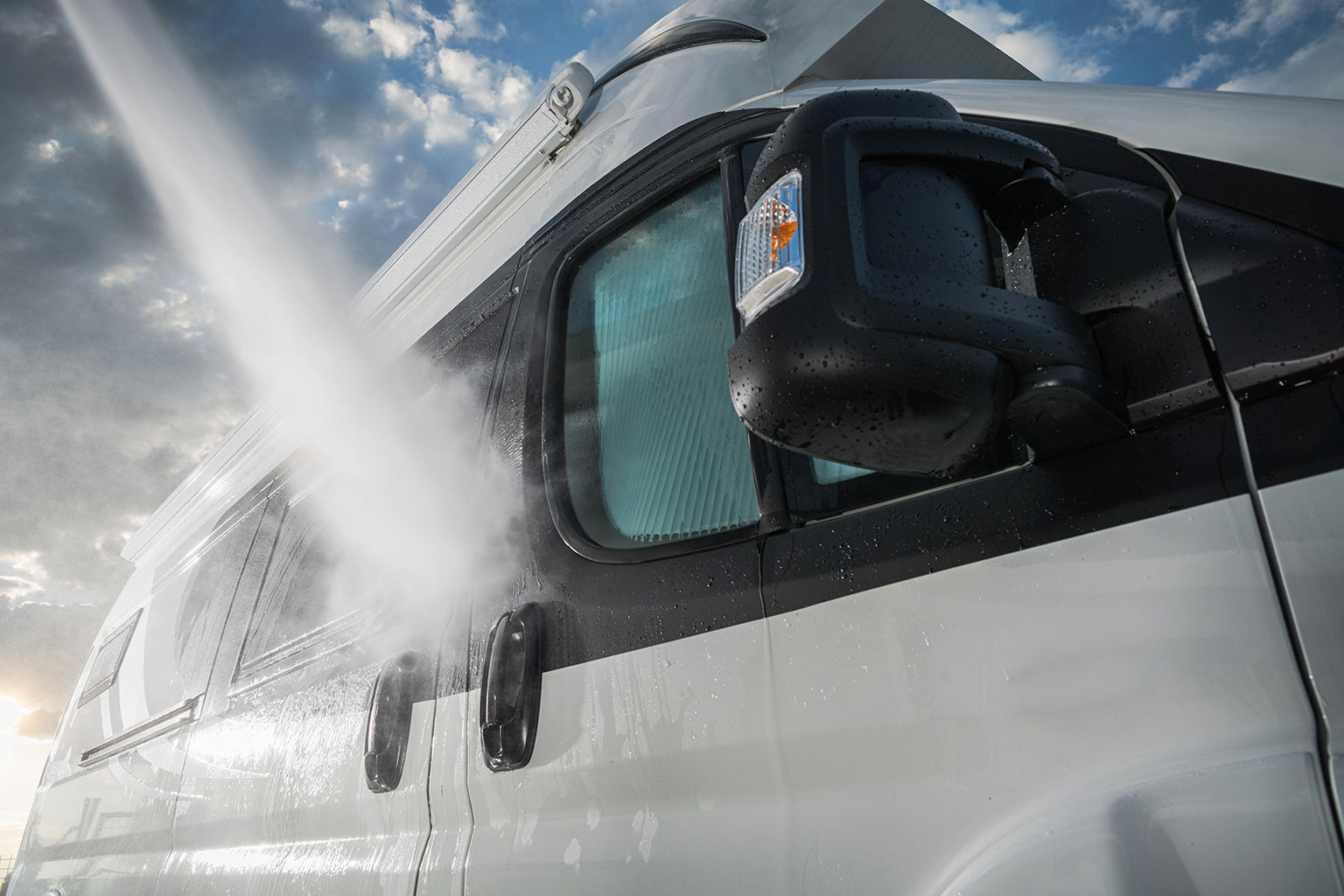 JJ Mobile RV Wash Mobile RV Wash in Riverside, California